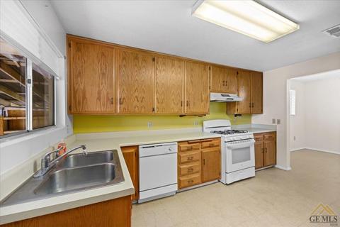 218 Buchanan St, Taft, CA 93268 photo 12