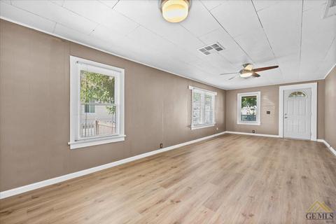 218 Buchanan St, Taft, CA 93268 photo 7