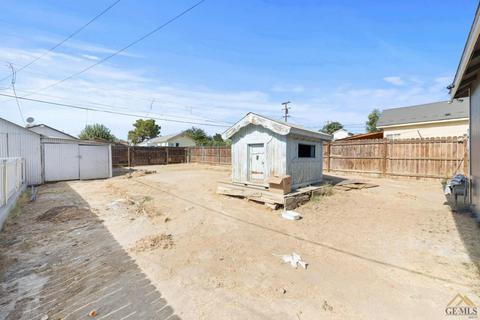 709 Lucard St, Taft, CA 93268 photo 23