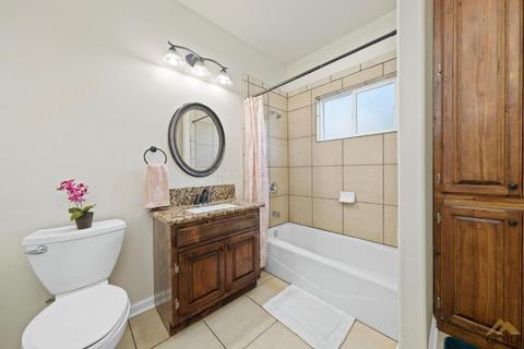 709 Lucard St, Taft, CA 93268 photo 21