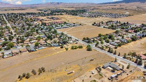 48732 Cherry Ln, Tehachapi, CA 93561 photo 11