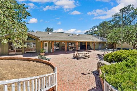 21542 Stacey Ln, Tehachapi, CA 93561 photo 1