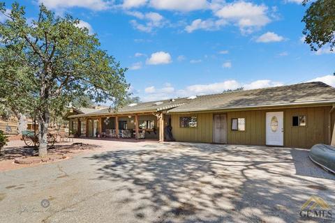 21542 Stacey Ln, Tehachapi, CA 93561 photo 3