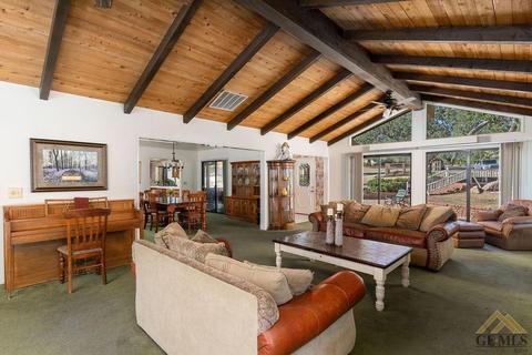 21542 Stacey Ln, Tehachapi, CA 93561 photo 5