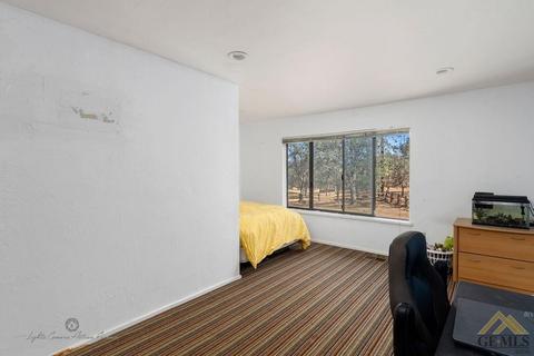 21542 Stacey Ln, Tehachapi, CA 93561 photo 18