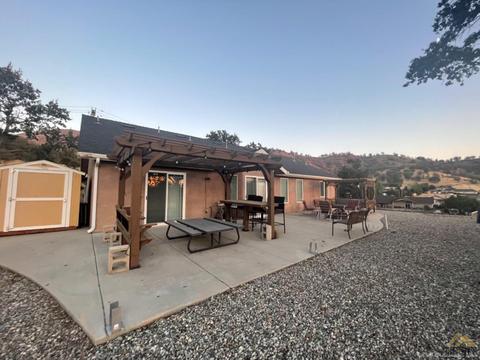 17741 Bold Venture Dr, Tehachapi, CA 93561 photo 3