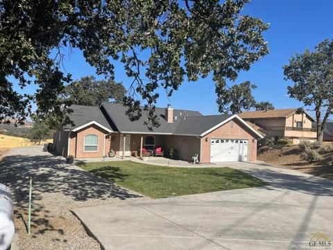 17741 Bold Venture Dr, Tehachapi, CA 93561 photo 1