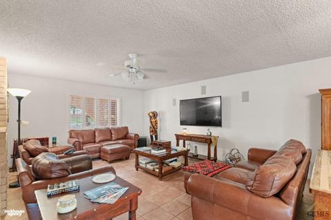 202 Robin Way, Taft, CA 93268 photo 9