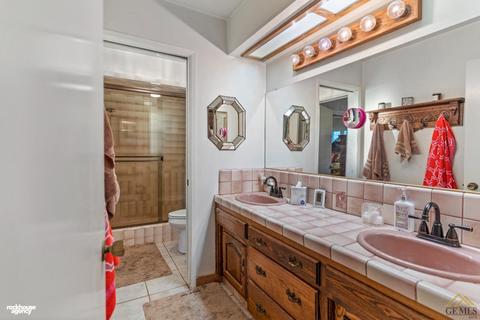 202 Robin Way, Taft, CA 93268 photo 27