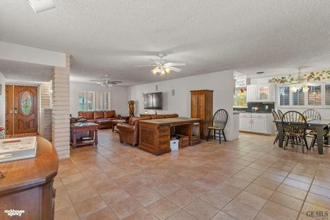 202 Robin Way, Taft, CA 93268 photo 10