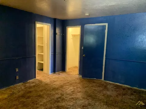 220 Fillmore St, Taft, CA 93268 photo 9