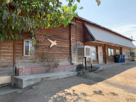 220 Fillmore St, Taft, CA 93268 photo 1