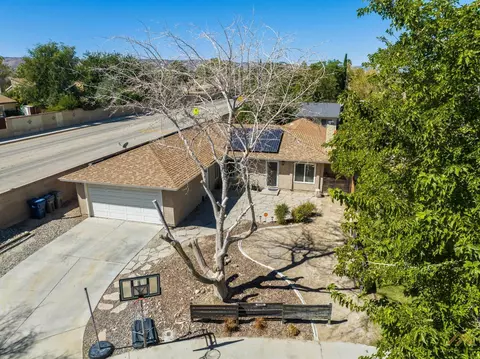 43201 Doverwood Ct, Lancaster, CA 93536