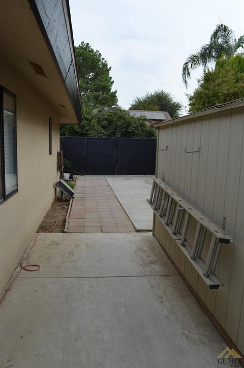 315 Bree Dr, Shafter, CA 93263 photo 26