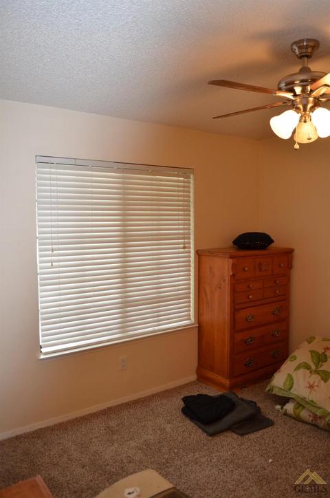 315 Bree Dr, Shafter, CA 93263 photo 14