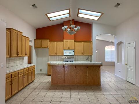 503 Flathead River Ct, Bakersfield, CA 93312 photo 7