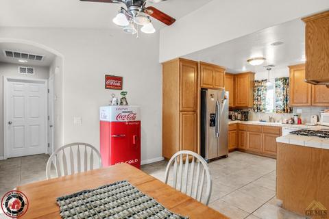 22401 Bogie St, Tehachapi, CA 93561 photo 7