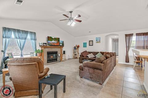 22401 Bogie St, Tehachapi, CA 93561 photo 5