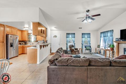 22401 Bogie St, Tehachapi, CA 93561 photo 6