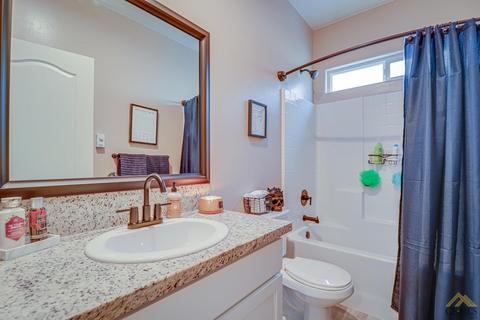 3609 Balvicar Dr, Bakersfield, CA 93306 photo 10
