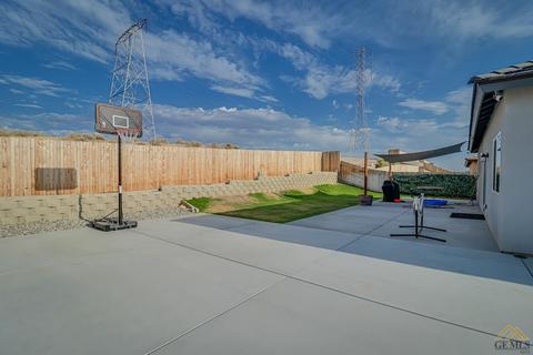 3609 Balvicar Dr, Bakersfield, CA 93306 photo 14