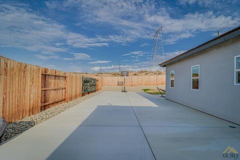 3609 Balvicar Dr, Bakersfield, CA 93306 photo 13