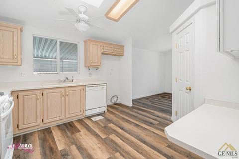 704 45th St, Bakersfield, CA 93301 photo 16