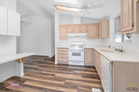 704 45th St, Bakersfield, CA 93301 photo 15
