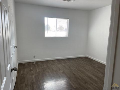 8404 Palm Ave, Lamont, CA 93241 photo 25
