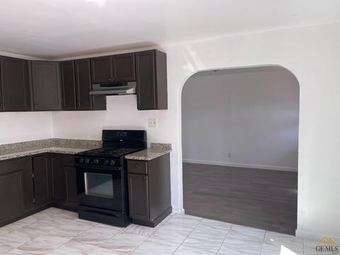 8404 Palm Ave, Lamont, CA 93241 photo 14