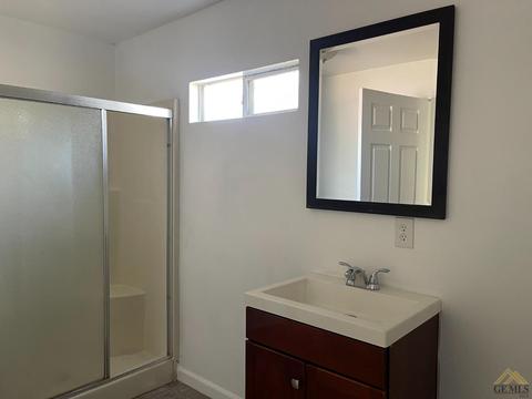 8404 Palm Ave, Lamont, CA 93241 photo 19