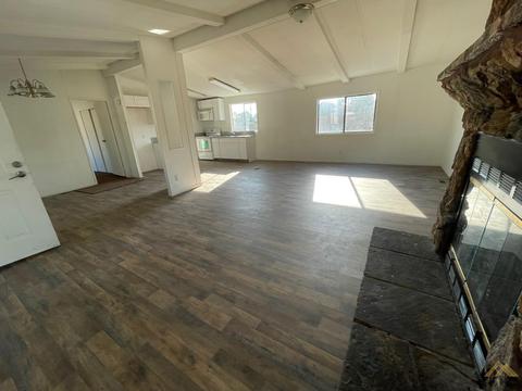 419 E 10th St, Bakersfield, CA 93307 photo 3