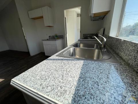 419 E 10th St, Bakersfield, CA 93307 photo 5