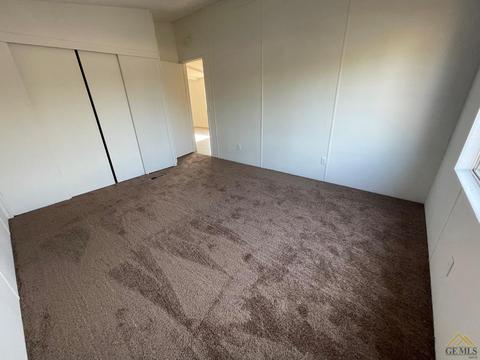 419 E 10th St, Bakersfield, CA 93307 photo 8