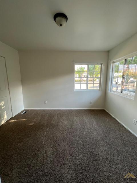426 Philippine St, Taft, CA 93268 photo 9