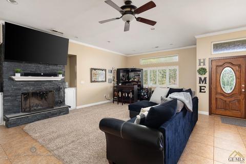 17641 Arlington Pl, Tehachapi, CA 93561 photo 5
