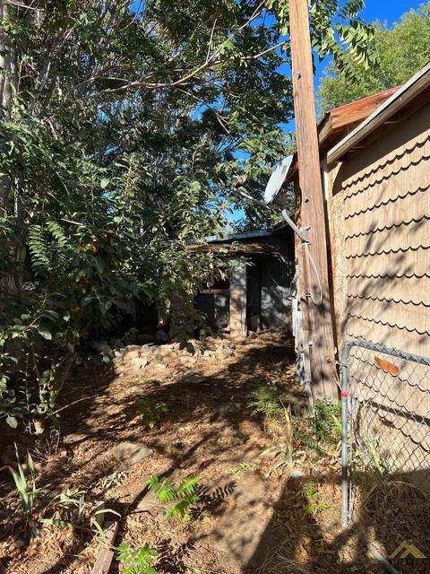 6334 Poplar St, Weldon, CA 93283 photo 17