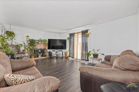 211 Ash St, Taft, CA 93268 photo 3