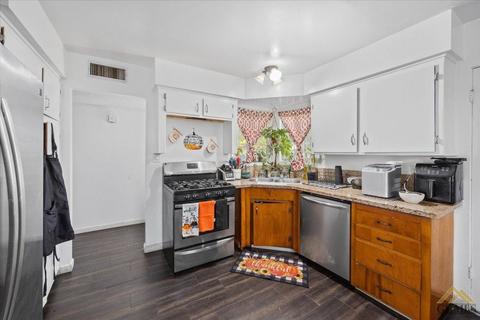 211 Ash St, Taft, CA 93268 photo 10