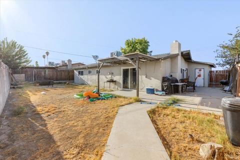 211 Ash St, Taft, CA 93268 photo 17
