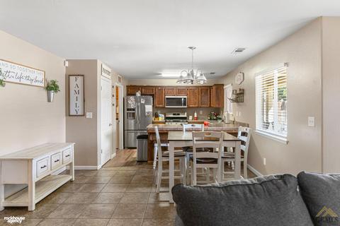 409 Chris Ave, Shafter, CA 93263 photo 13