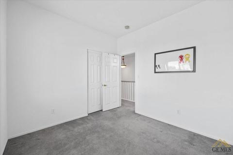 1010 S Green St, Tehachapi, CA 93561 photo 11