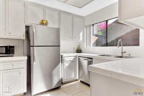 2203 Manning St, Bakersfield, CA 93309 photo 16
