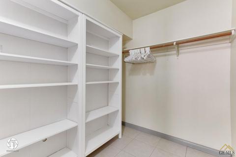2203 Manning St, Bakersfield, CA 93309 photo 27