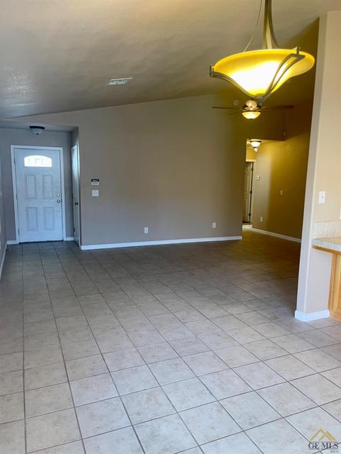 213 Warren St, Taft, CA 93268 photo 7