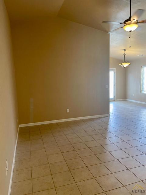 213 Warren St, Taft, CA 93268 photo 13