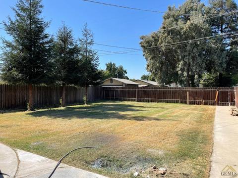 583 Jackson Ave, Shafter, CA 93263 photo 3