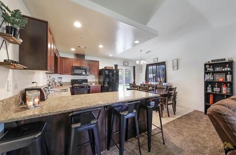 707 Aussie Ave, Bakersfield, CA 93307 photo 8