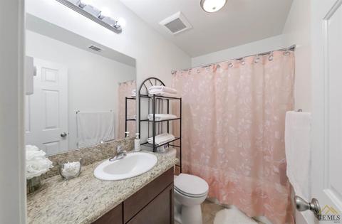 707 Aussie Ave, Bakersfield, CA 93307 photo 17