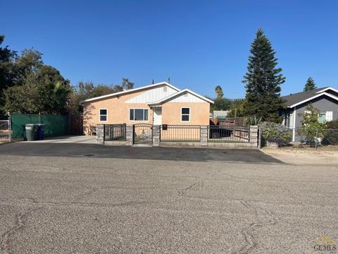 217 Madison St, Taft, CA 93268 photo 2